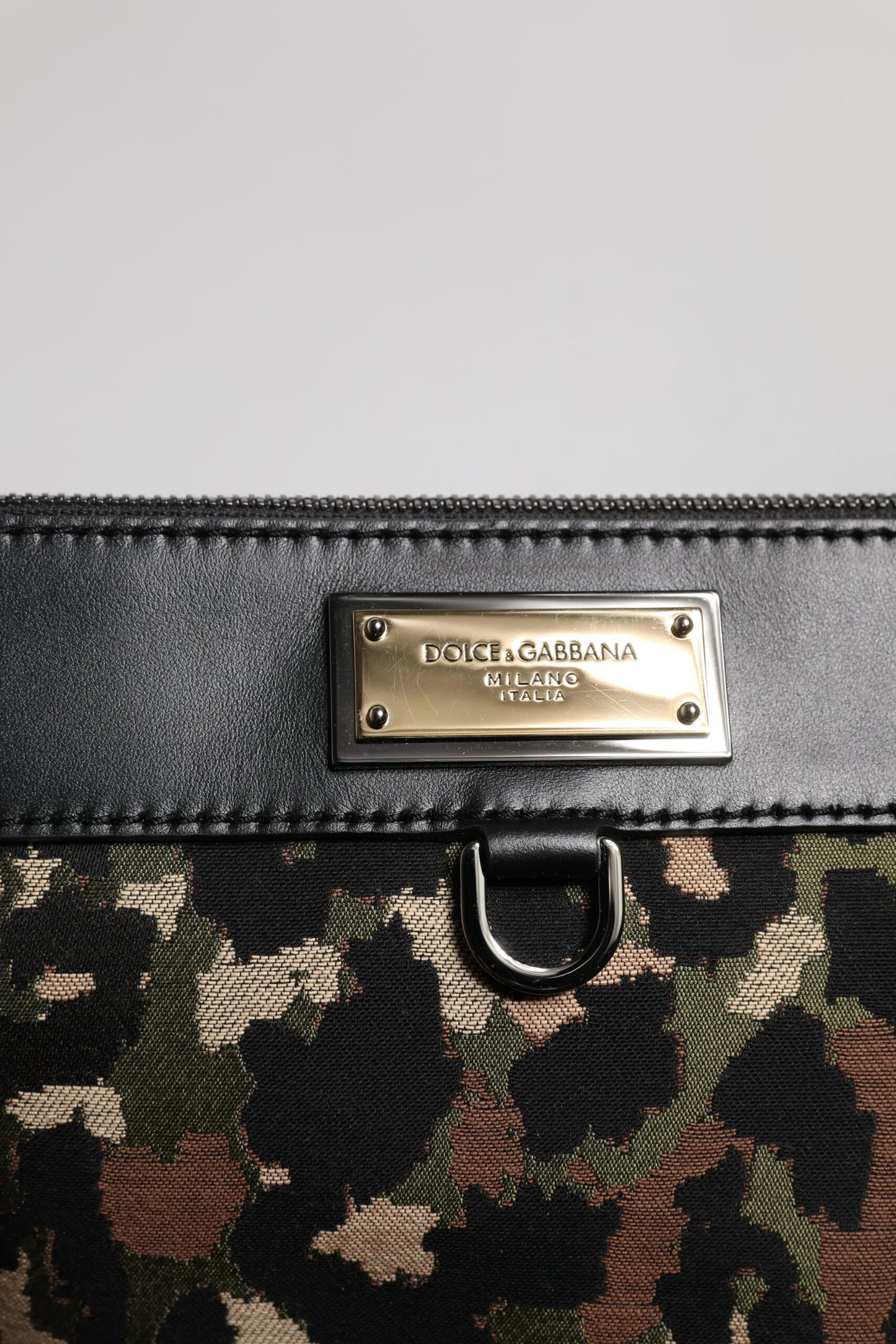 Dolce & Gabbana Multicolor Leopard Jacquard Print Logo Plaque Pouch Tasche – Exklusive Damenhandtasche