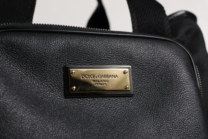 Dolce & Gabbana Schwarzer Schultergurt Pet Carry Logo Plaque Tasche – Exquisite Eleganz