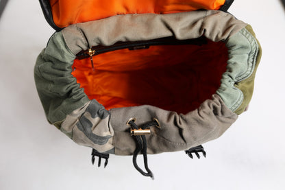 Dolce & Gabbana Militärgrüner Patchwork-Reiserucksack – Exklusives Design und Handwerkskunst