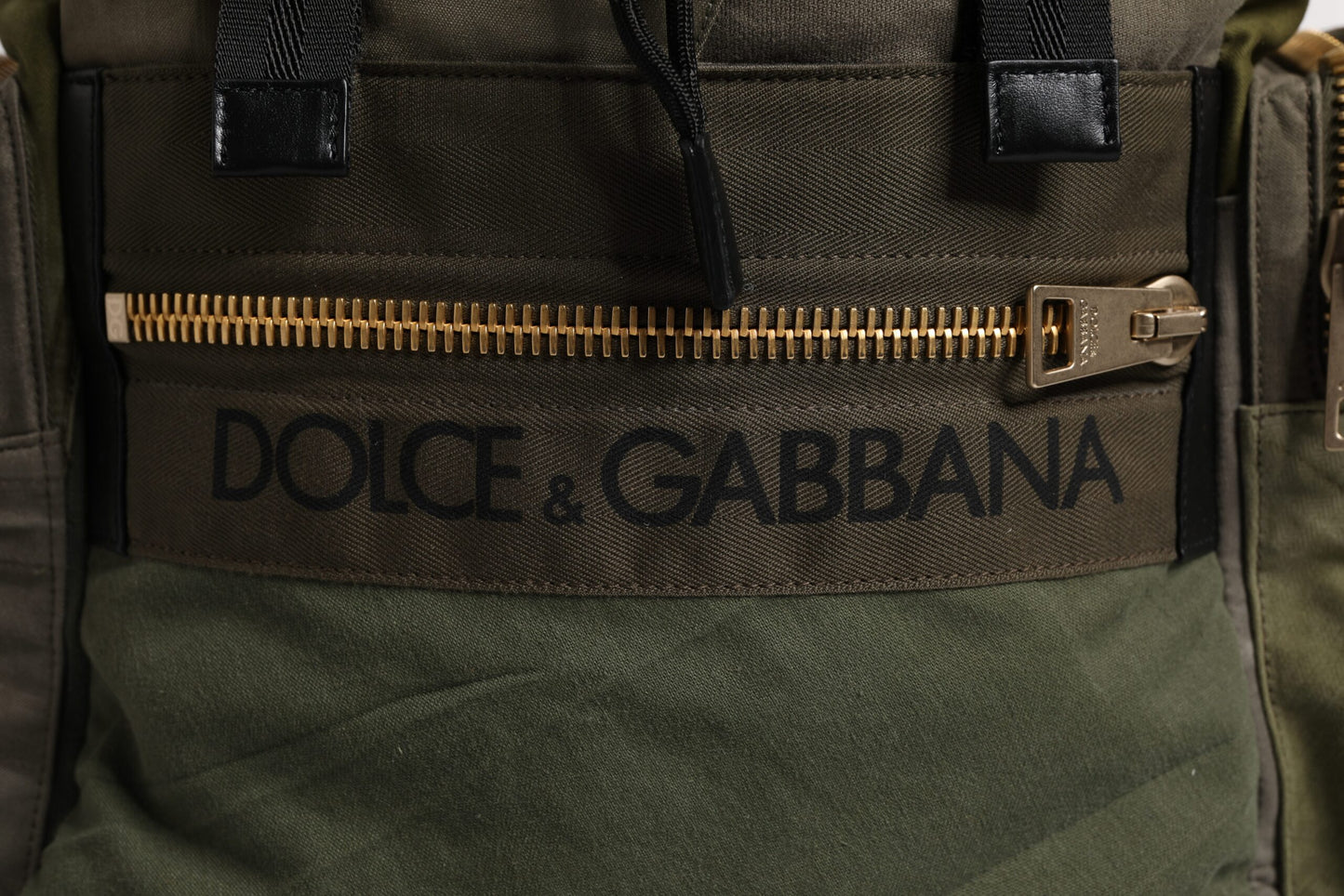Dolce & Gabbana Militärgrüner Patchwork-Reiserucksack – Exquisites Luxustasche für Stilbewusste