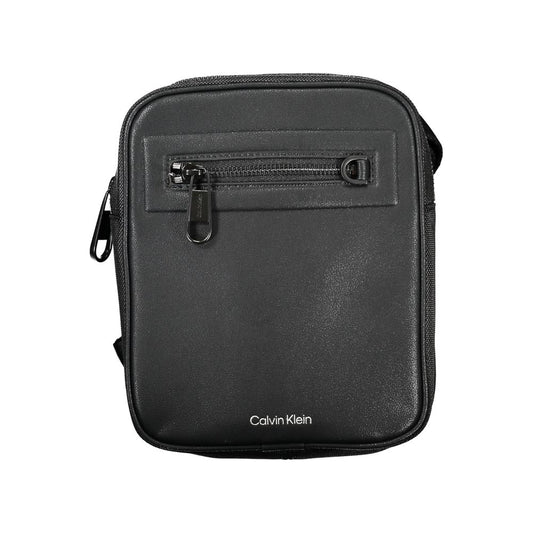Calvin Klein Schlichte Schwarze Umhängetasche mit Kontrastdetails – Eleganz und Funktionalität