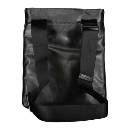 Calvin Klein Schlichte schwarze Umhängetasche mit Kontrastdetails für den modernen Mann