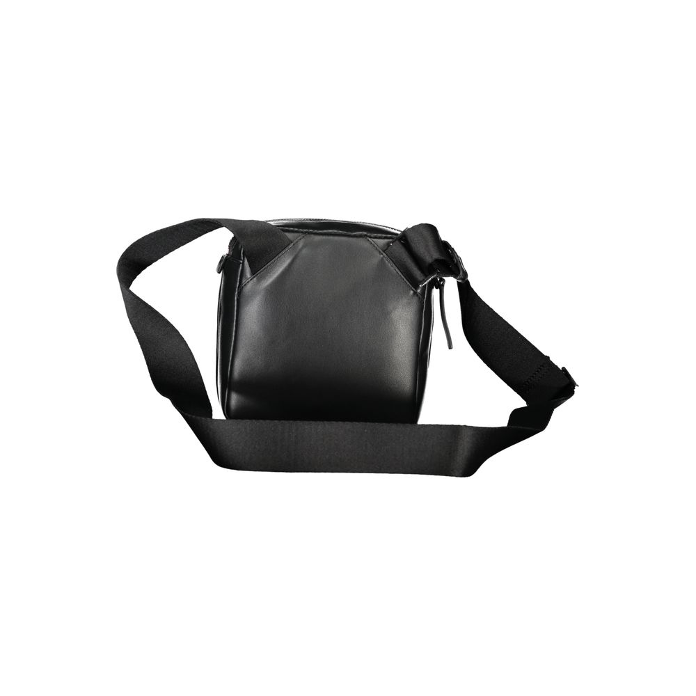 Calvin Klein Schultertasche aus schwarzem Polyethylen – Eleganz trifft Funktionalität