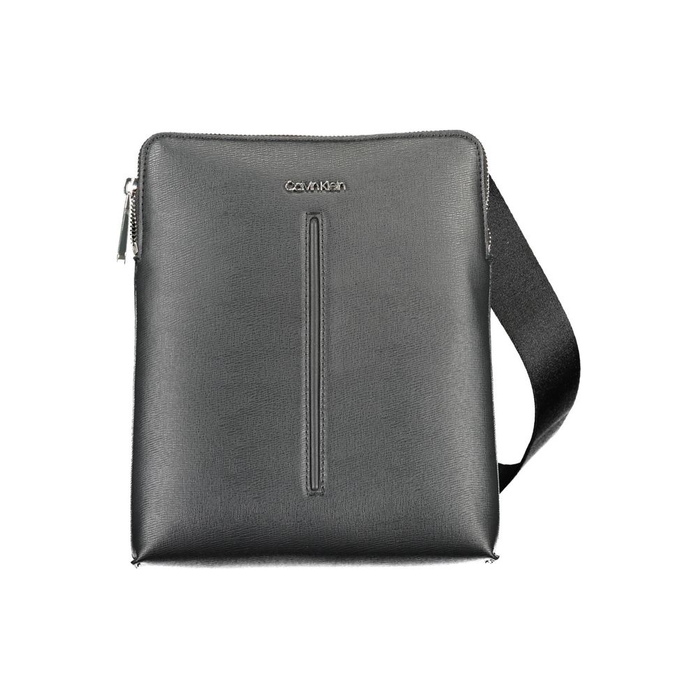 Calvin Klein Schwarze Umhängetasche aus 100% recycled Polyester mit Logo und verstellbarem Schulterriemen