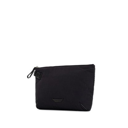 Bottega Veneta Schwarze Nylon-Clutch-Tasche - Exquisite Eleganz für Damen