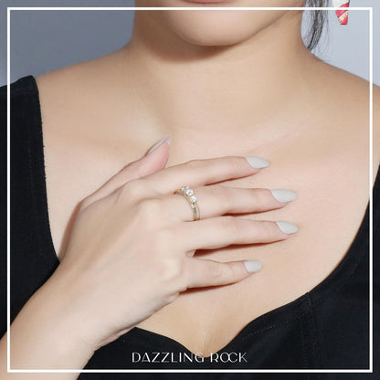 14 K 1.00 Carat (CTW) Round Vintage Bridal Jewellery 3 Stone Diamond Engagement Ring 1 Carat