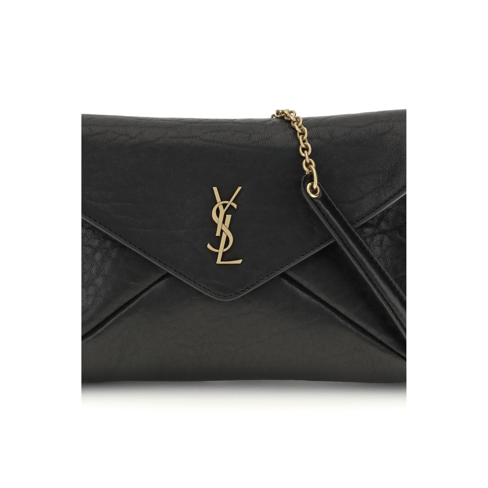 Saint Laurent Clutch-Tasche mit Cassandre-Kette – Eleganz trifft Vielseitigkeit