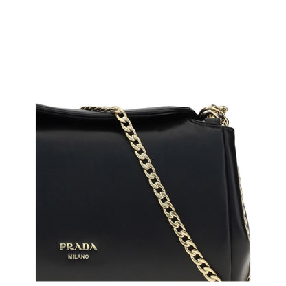 Prada Schwarze Schultertasche aus Lammleder - Eleganz und Stil vereint
