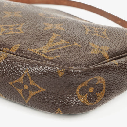 Louis Vuitton Pochette Accessoires Clutch aus Monogram Canvas