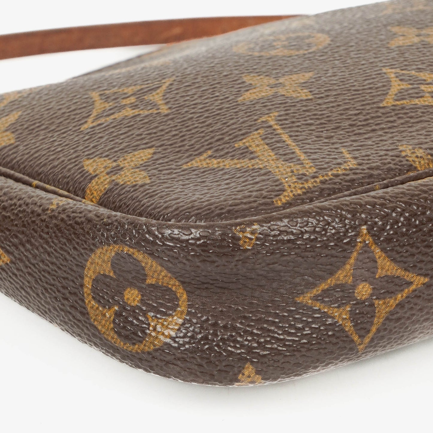 Louis Vuitton Pochette Accessoires Clutch aus Monogram Canvas