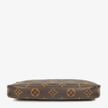 Louis Vuitton Pochette Accessoires Clutch aus Monogram Canvas
