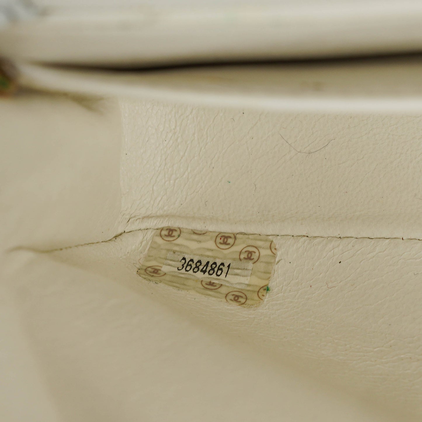 Chanel Medium Classic Single Flap Tasche aus weißem Stoff mit 24K vergoldeter Hardware