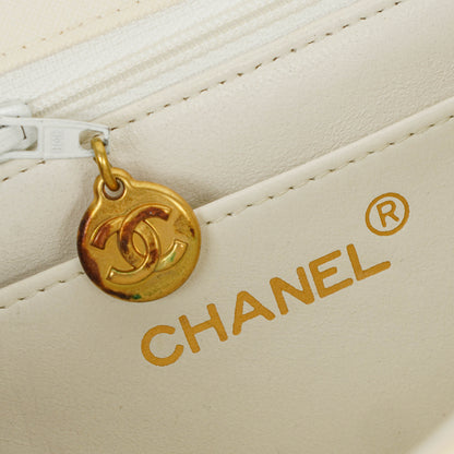Chanel Medium Classic Single Flap Tasche aus weißem Stoff mit 24K vergoldeter Hardware