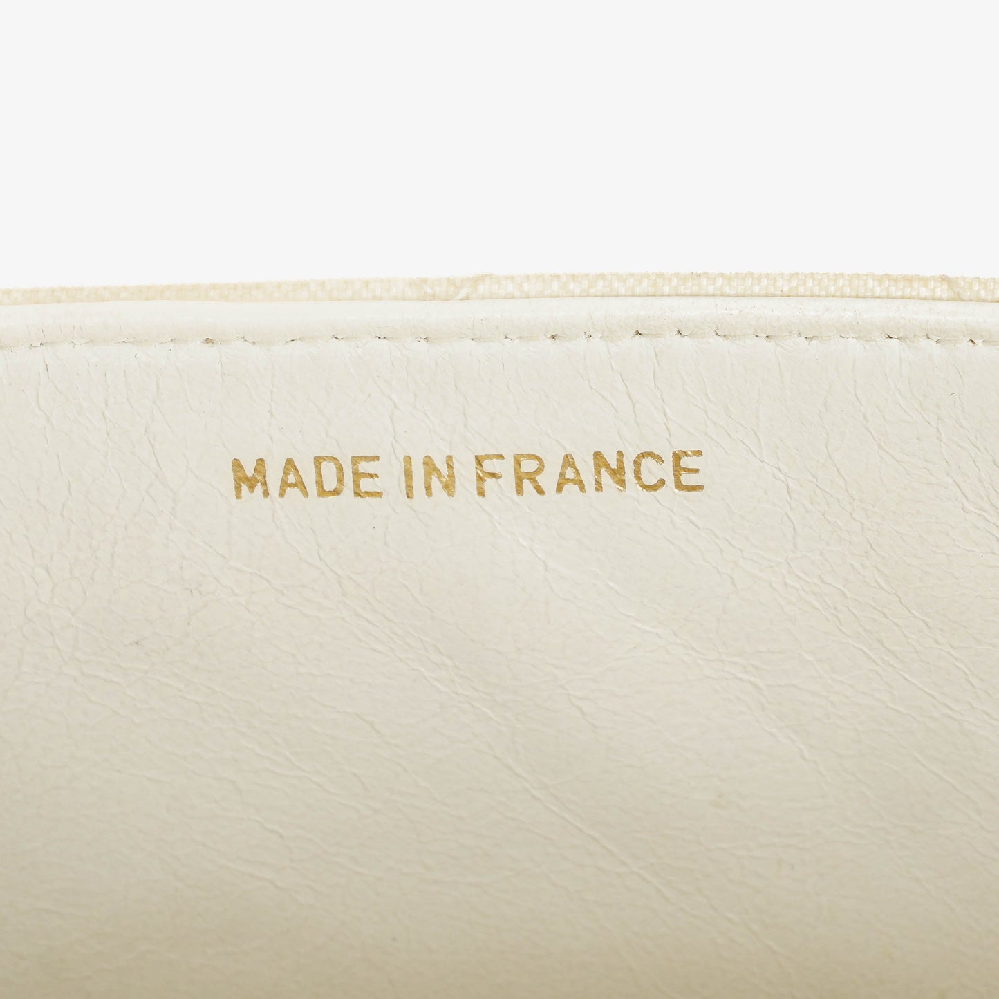 Chanel Medium Classic Single Flap Tasche aus weißem Stoff mit 24K vergoldeter Hardware