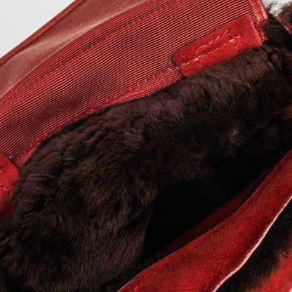 Chanel rote Handtasche aus Wildleder und Lammfell