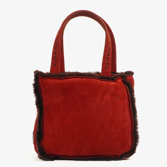 Chanel rote Handtasche aus Wildleder und Lammfell
