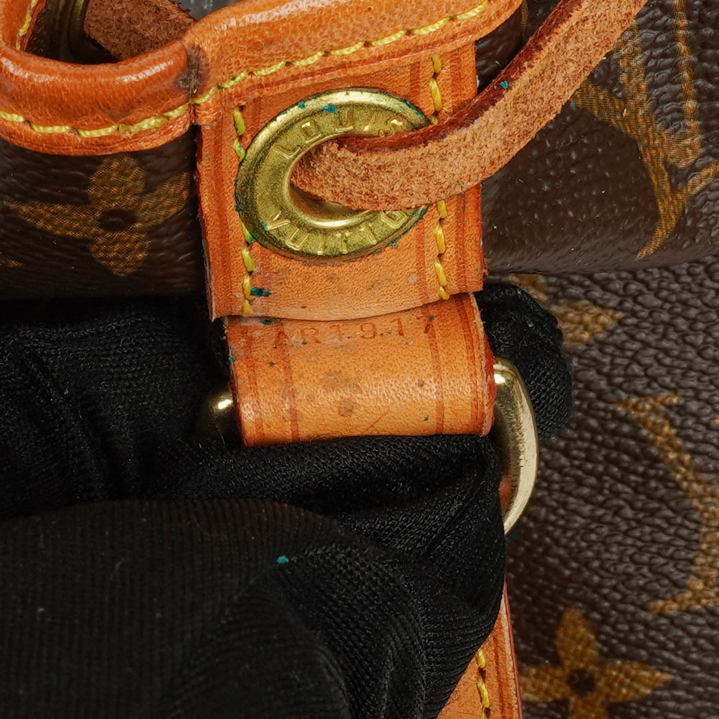 Louis Vuitton Petit Noe Schultertasche aus Monogram Canvas