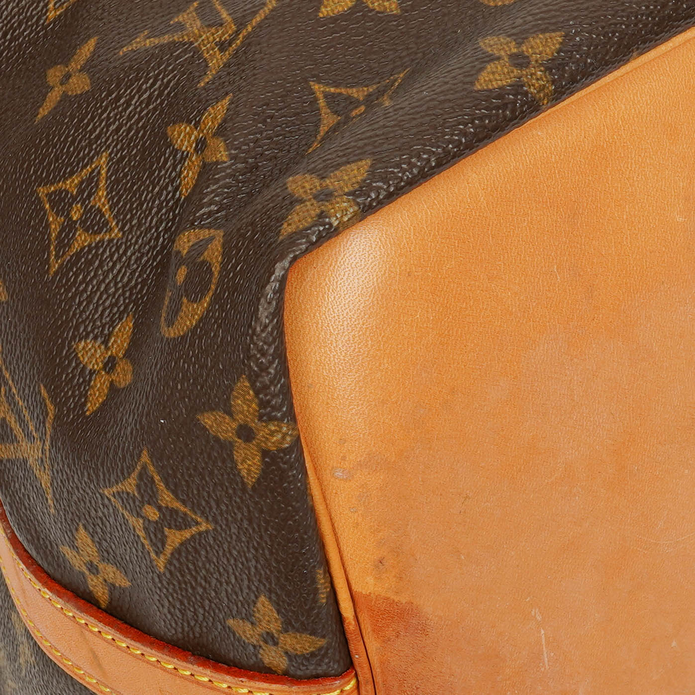 Louis Vuitton Petit Noe Schultertasche aus Monogram Canvas