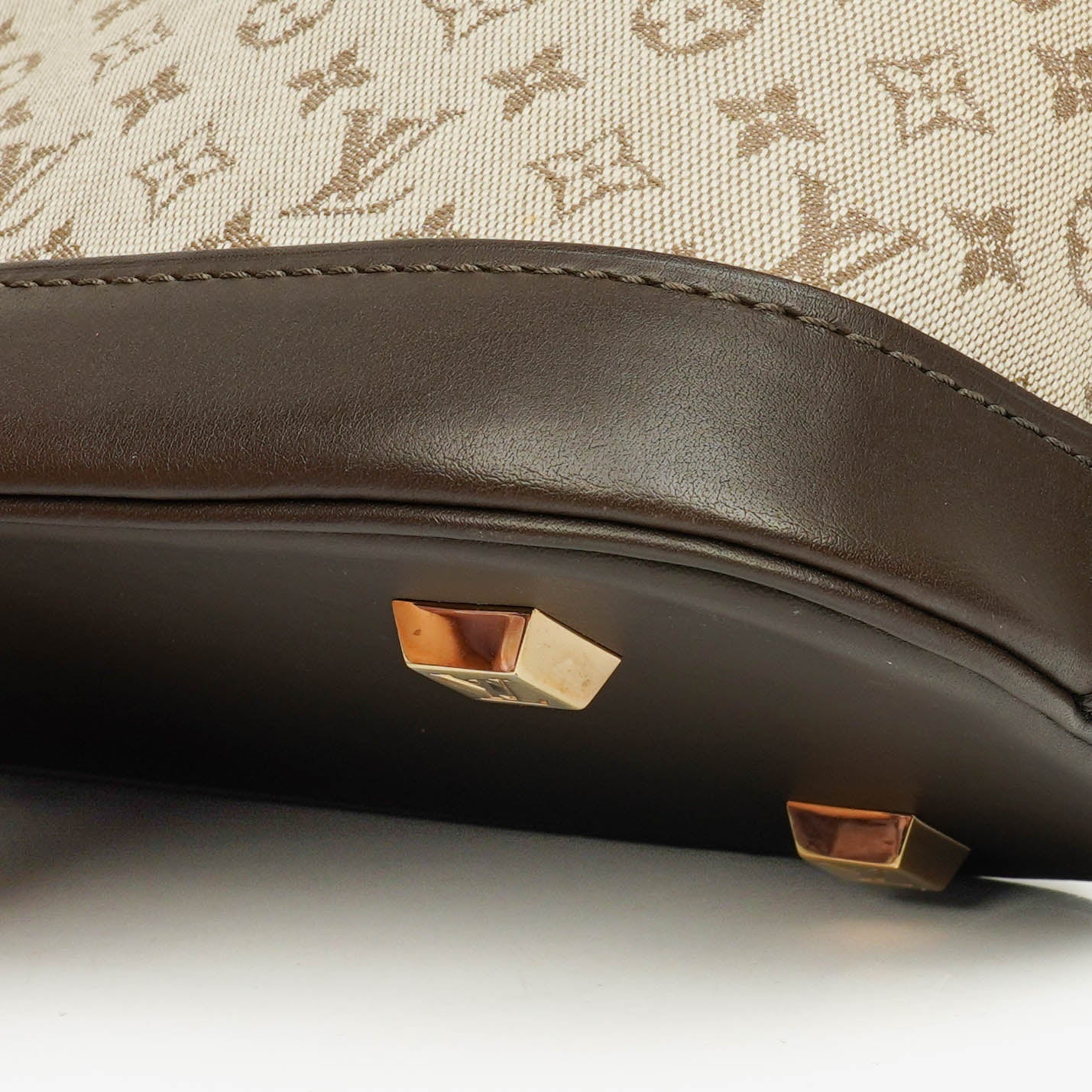 Louis Vuitton Alma Long Handtasche aus Monogram Mini Lin