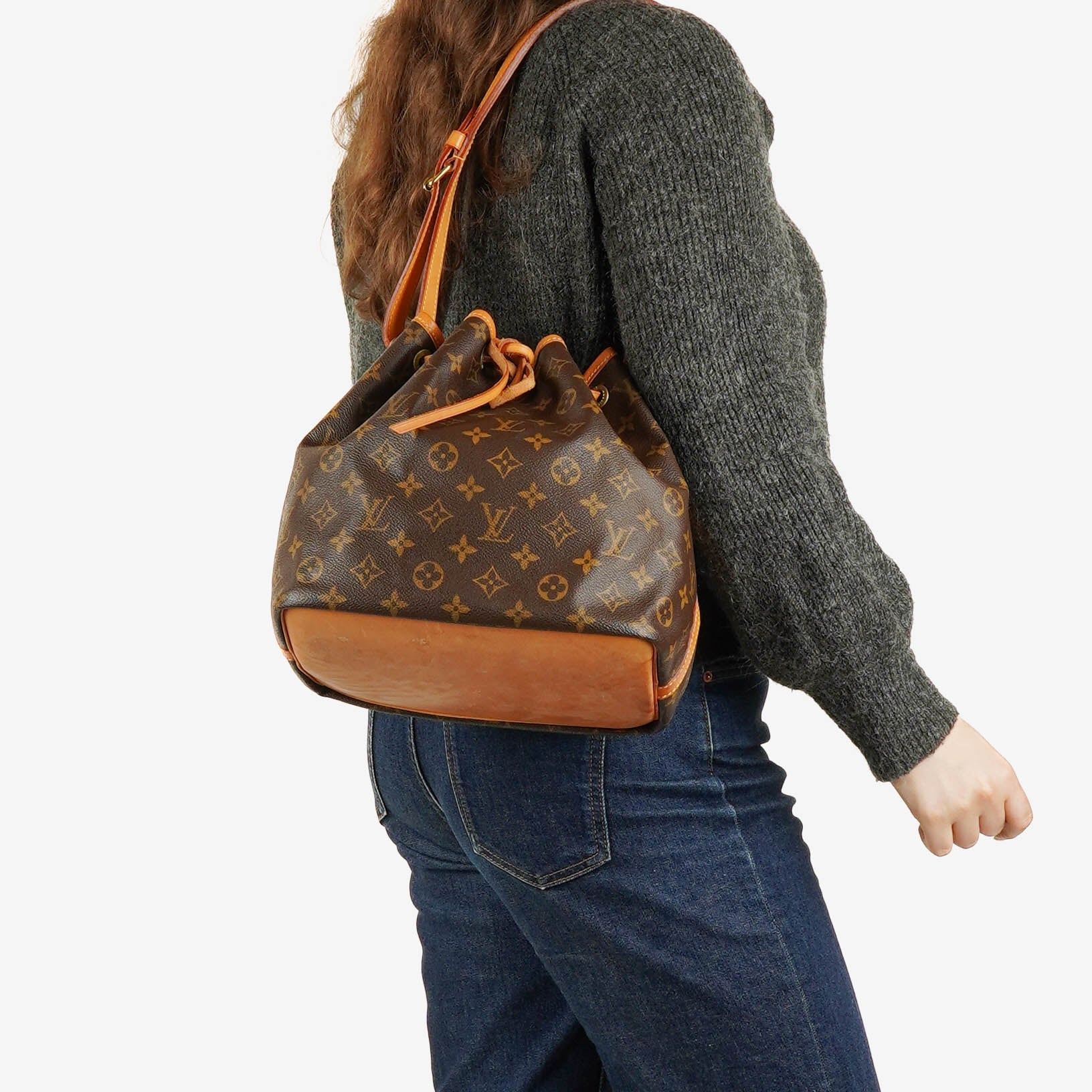 Louis Vuitton Petit Noe Schultertasche aus Monogram Canvas