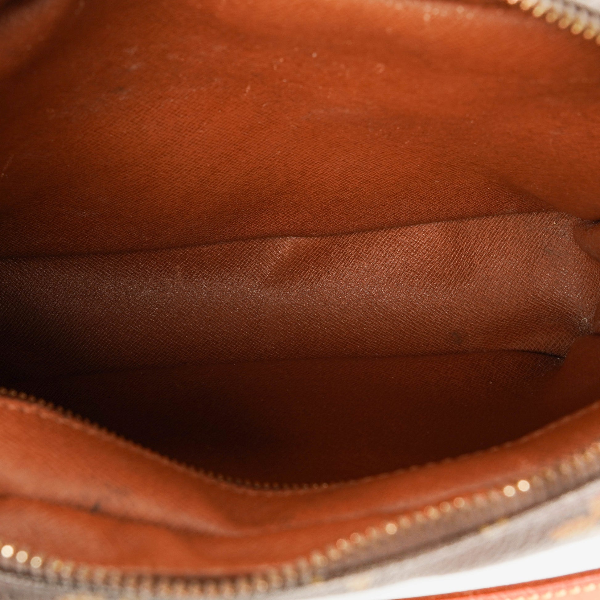Louis Vuitton Trocadero 27 aus Monogram Canvas