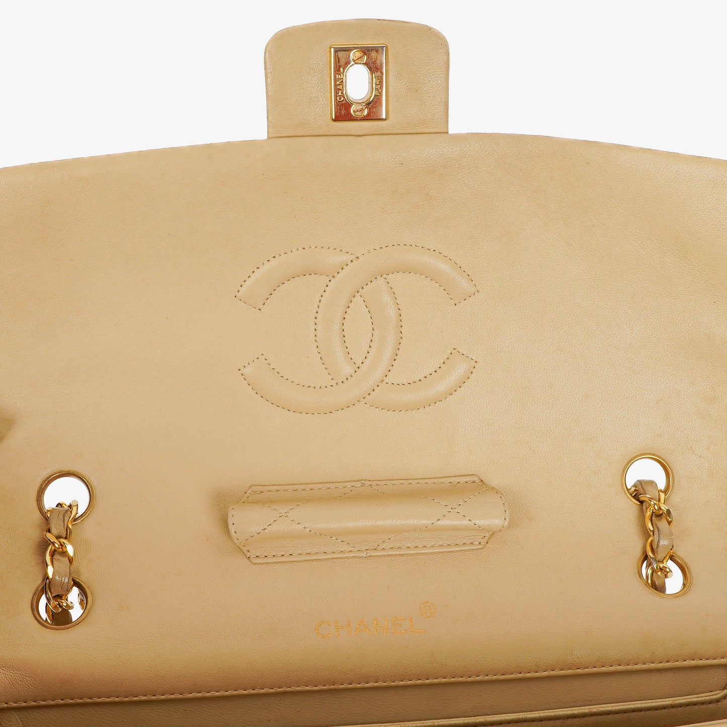 Chanel Classic Single Flap Tasche aus gestepptem Lammleder in Neutral Beige mit 24K vergoldeter Hardware