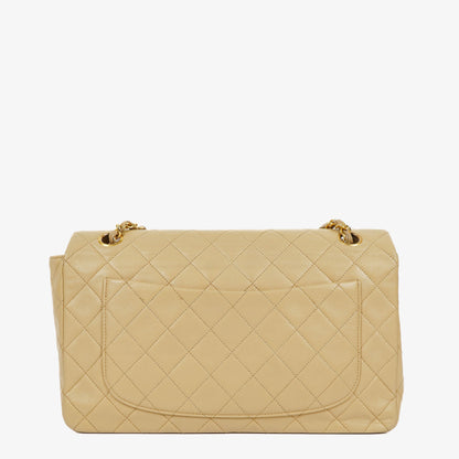 Chanel Classic Single Flap Tasche aus gestepptem Lammleder in Neutral Beige mit 24K vergoldeter Hardware