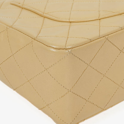 Chanel Classic Single Flap Tasche aus gestepptem Lammleder in Neutral Beige mit 24K vergoldeter Hardware