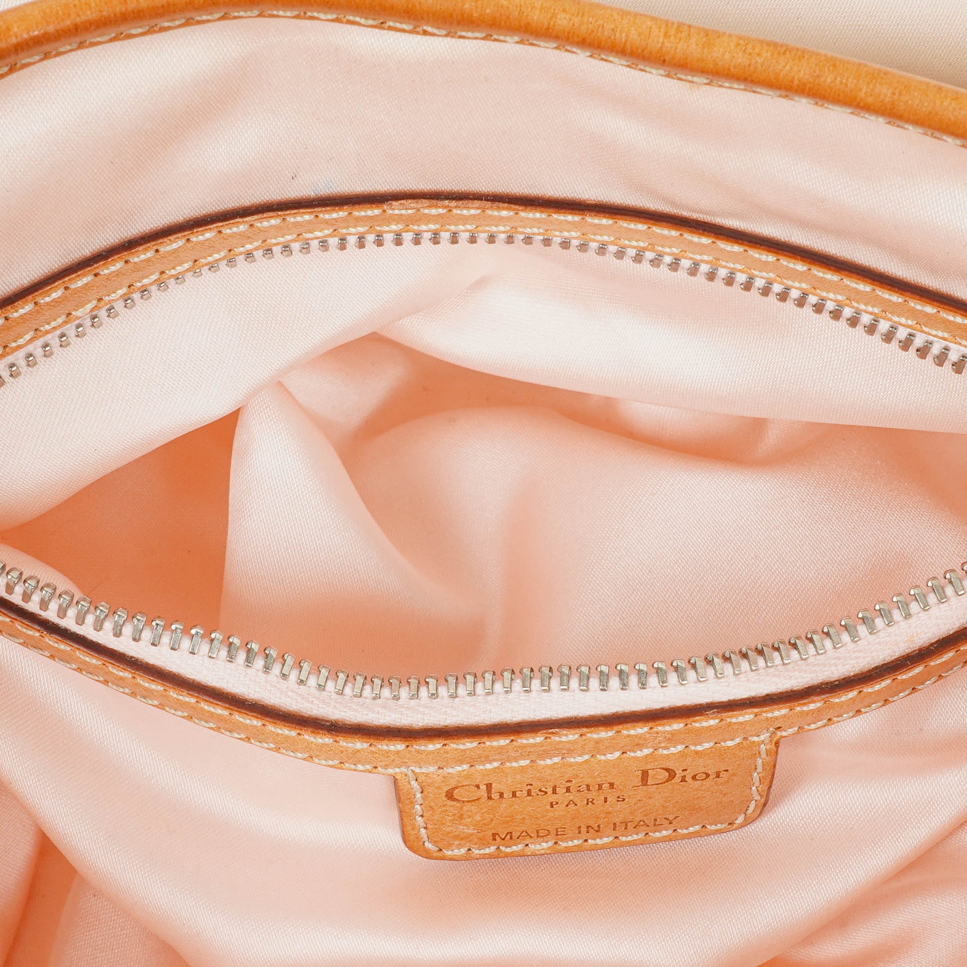 Christian Dior Romantique Trotter Monogramm Tasche aus beschichtetem Canvas in Tan
