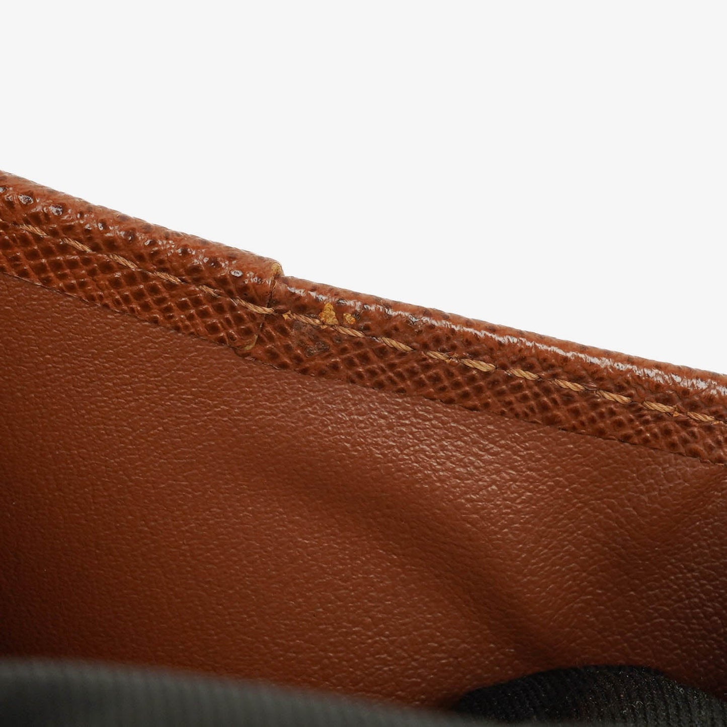 Louis Vuitton Compact Zip Geldbörse aus Monogram Canvas