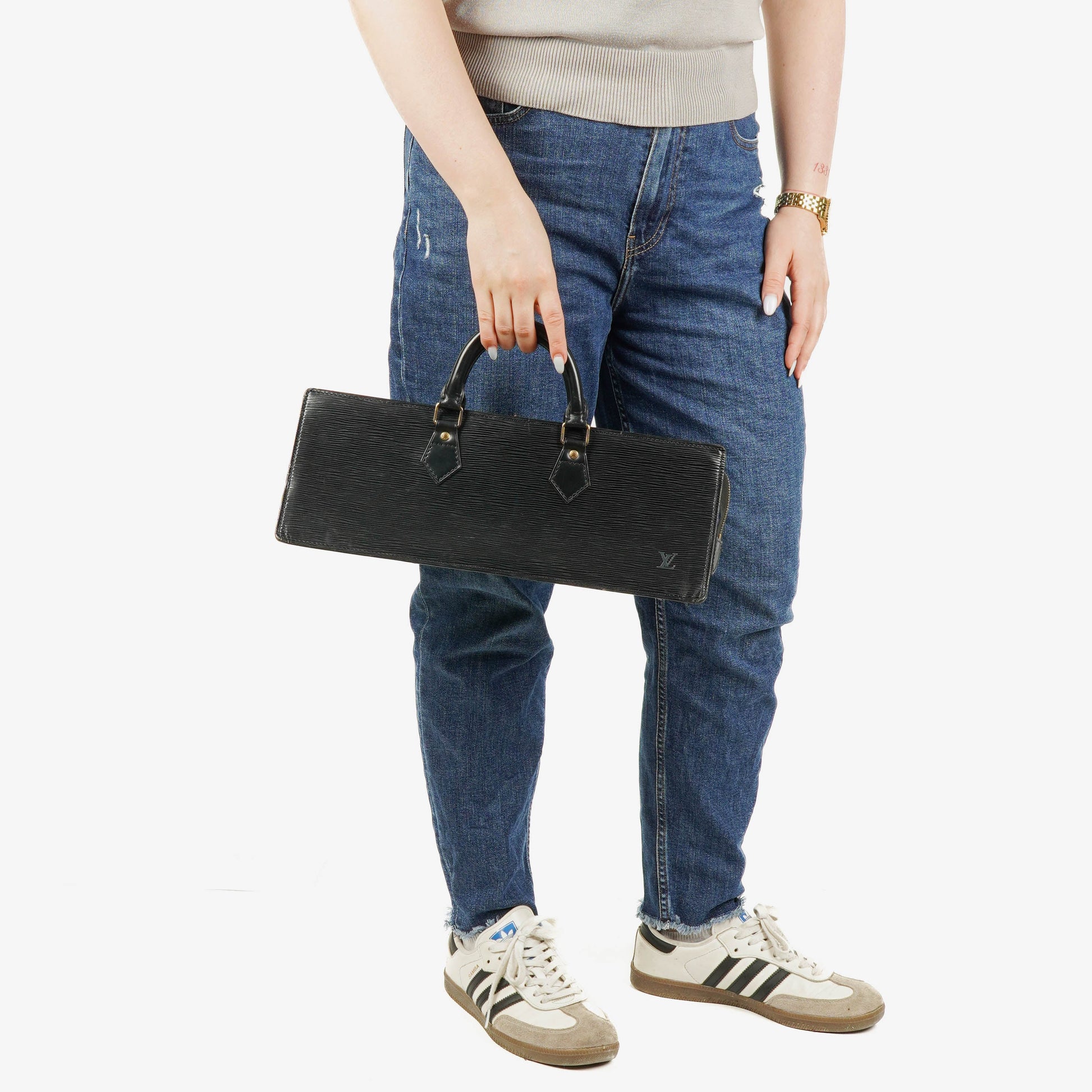 Louis Vuitton Sac Triangle Tasche aus schwarzem Epi Leder