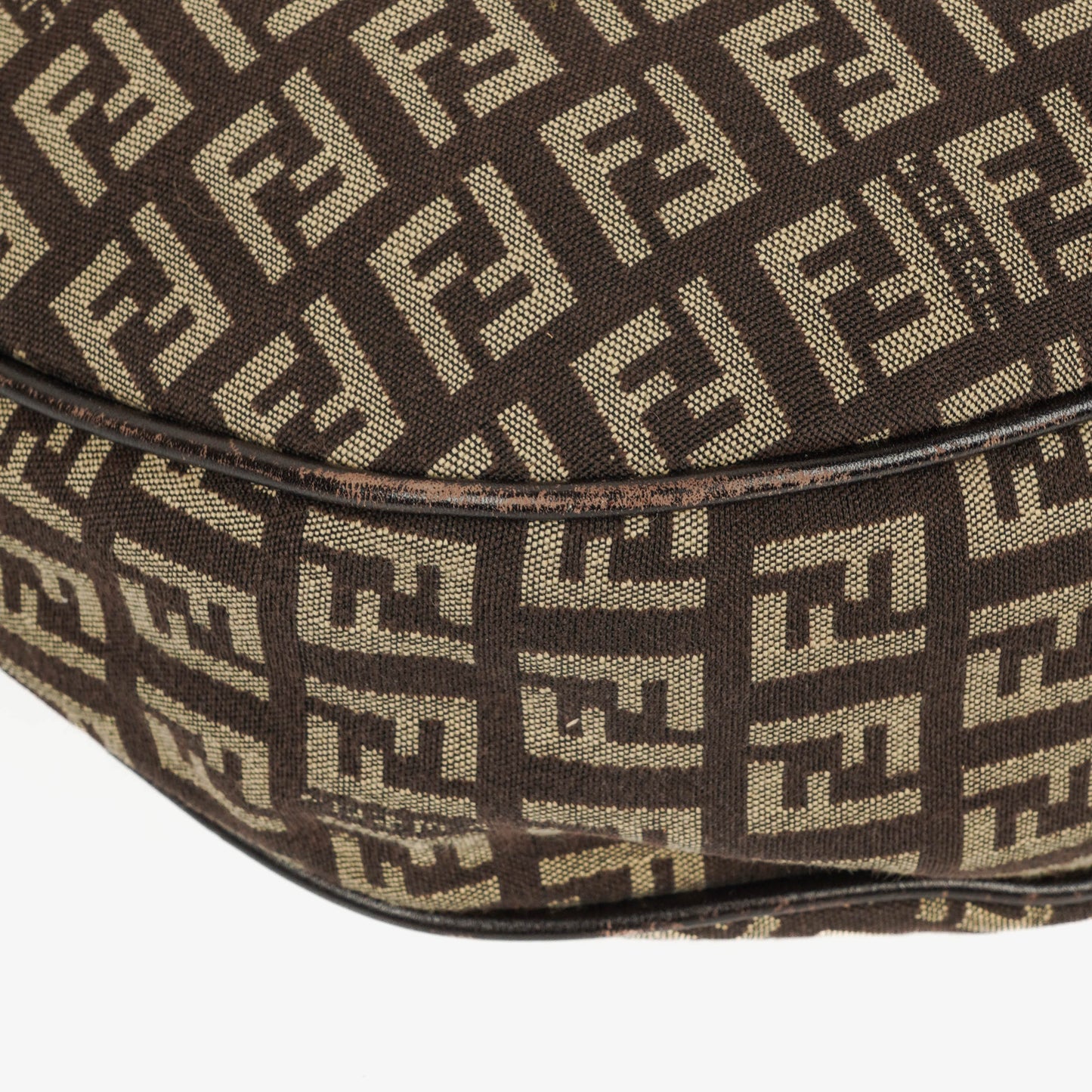 Fendi Zucchino Oyster Tasche