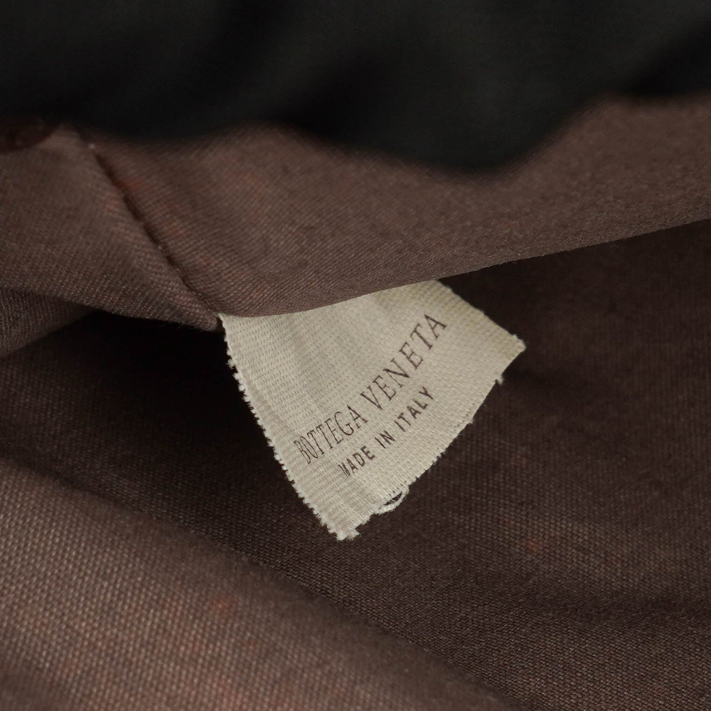 Bottega Veneta Aktentasche aus genarbtem Leder