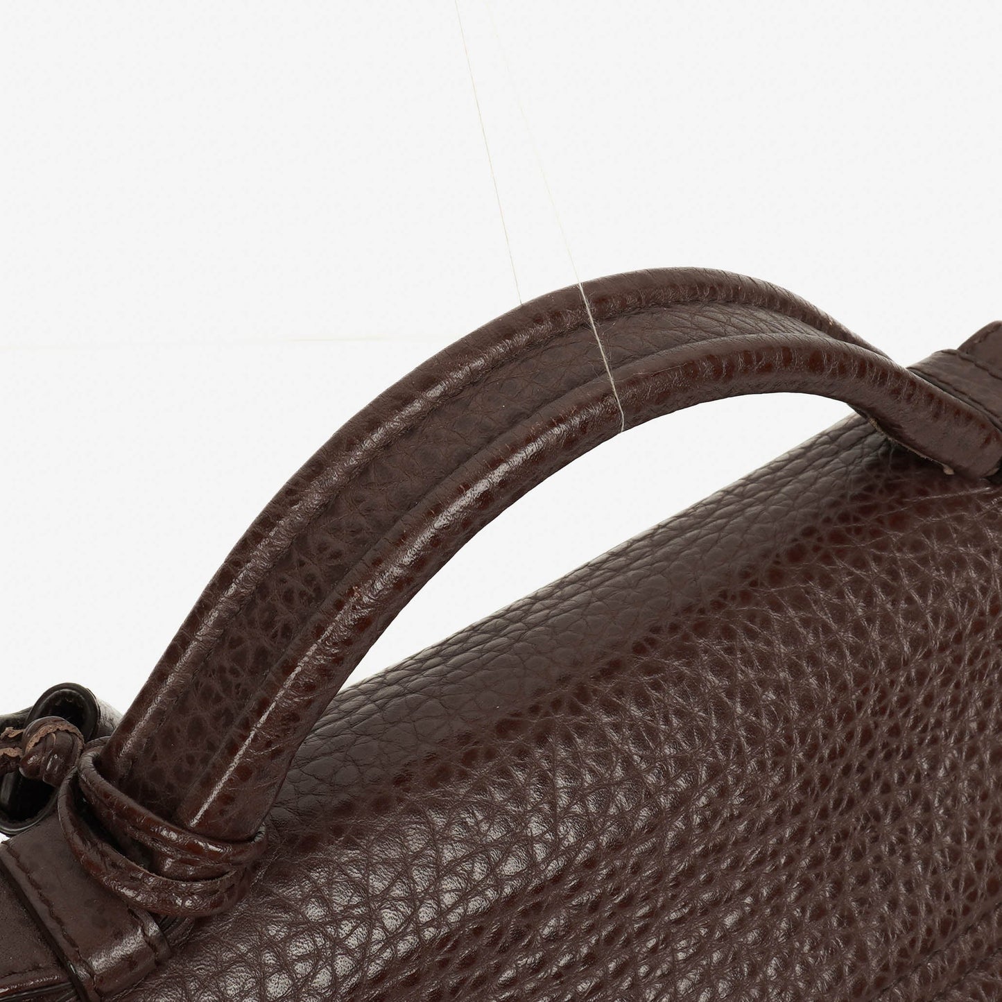 Bottega Veneta Aktentasche aus genarbtem Leder