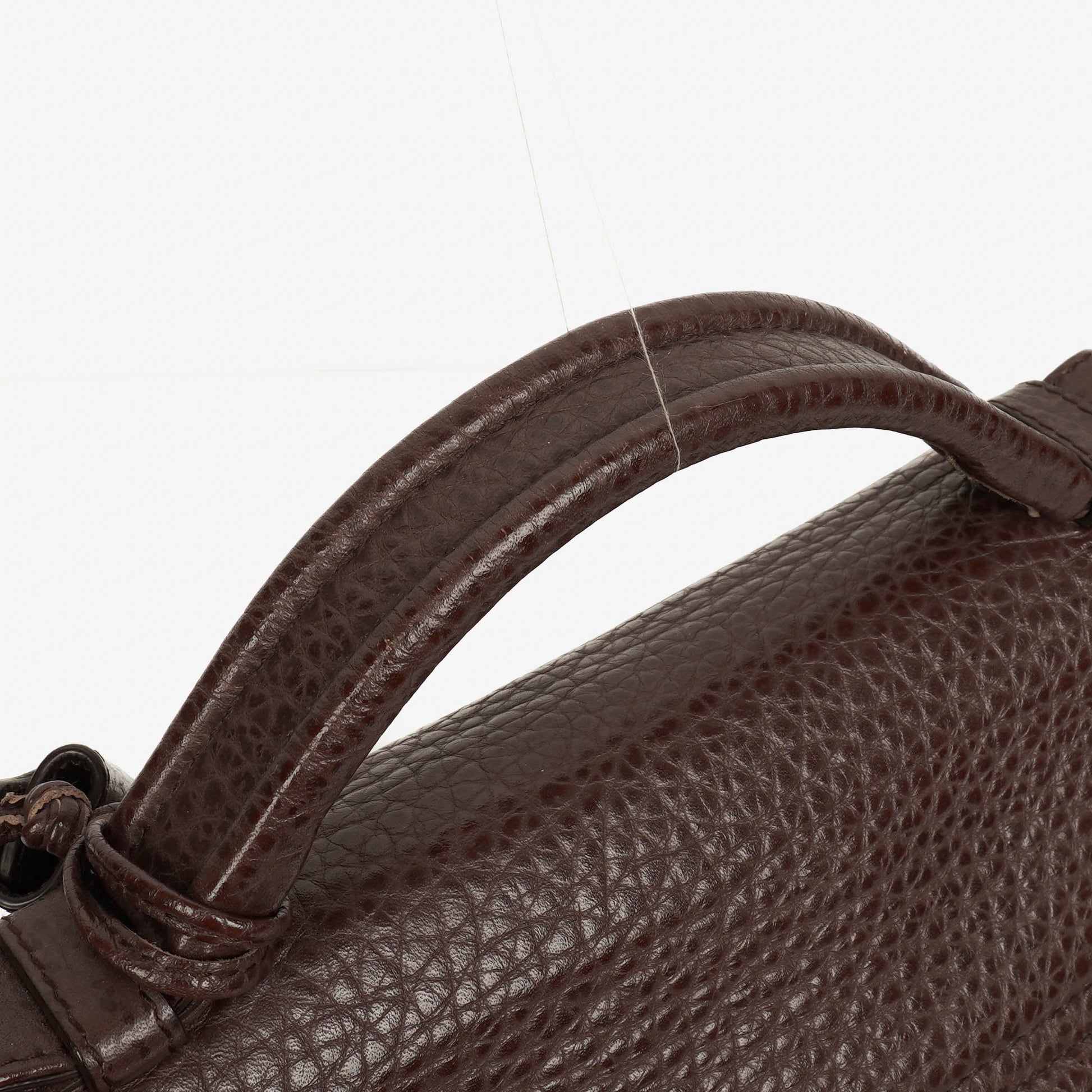 Bottega Veneta Aktentasche aus genarbtem Leder