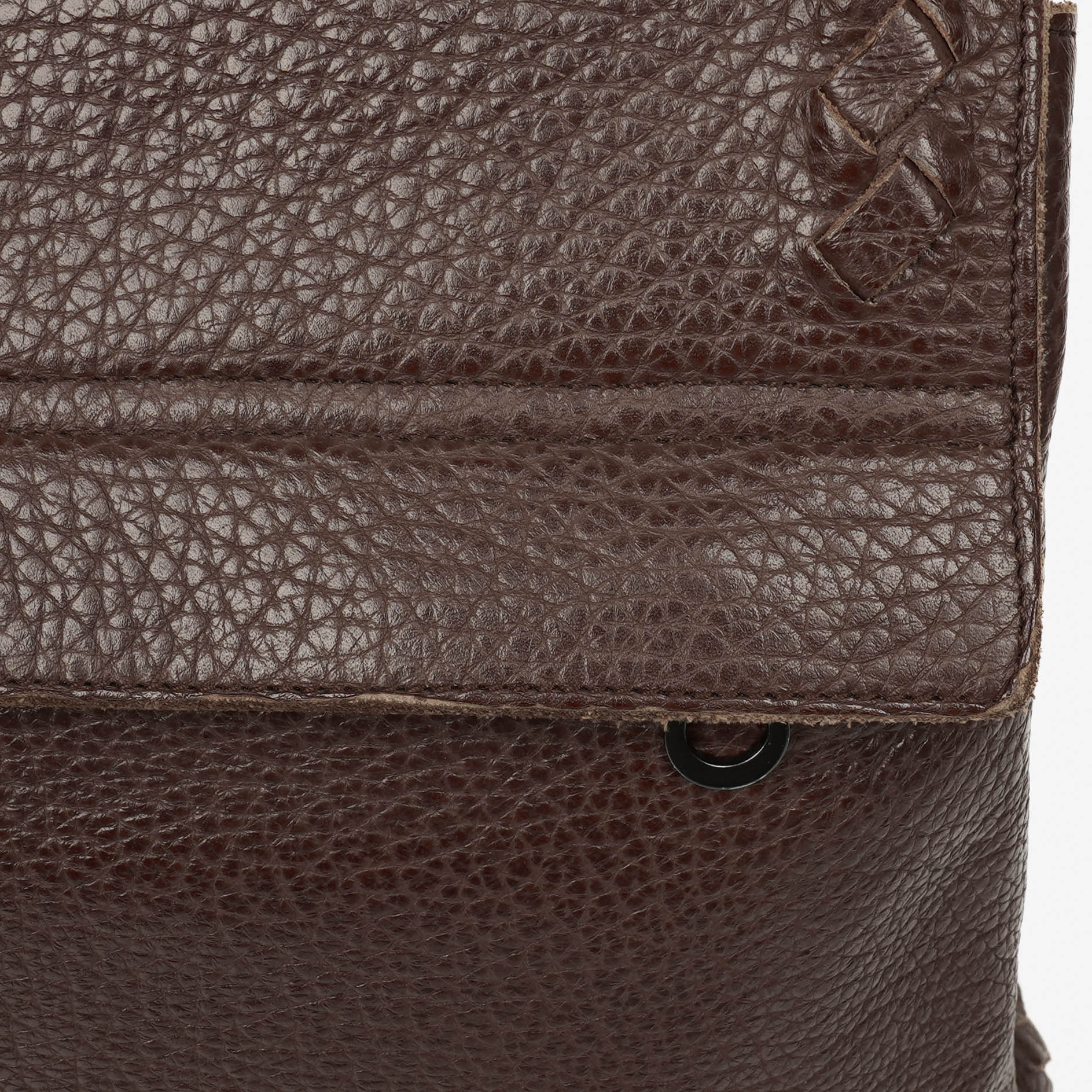 Bottega Veneta Aktentasche aus genarbtem Leder