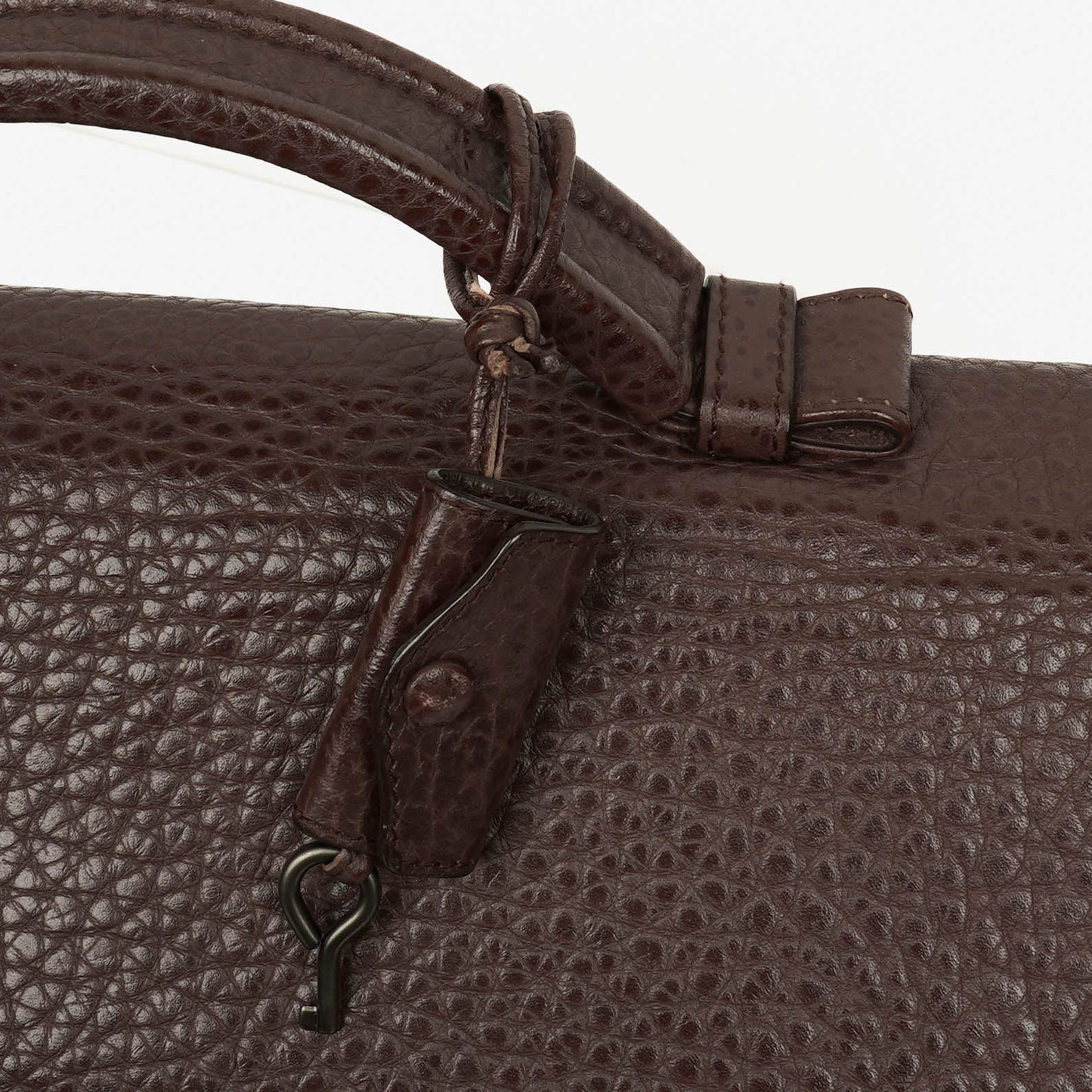 Bottega Veneta Aktentasche aus genarbtem Leder
