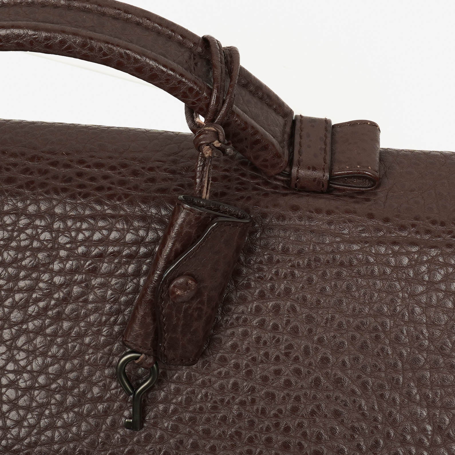 Bottega Veneta Aktentasche aus genarbtem Leder