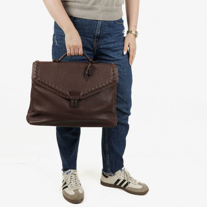 Bottega Veneta Aktentasche aus genarbtem Leder