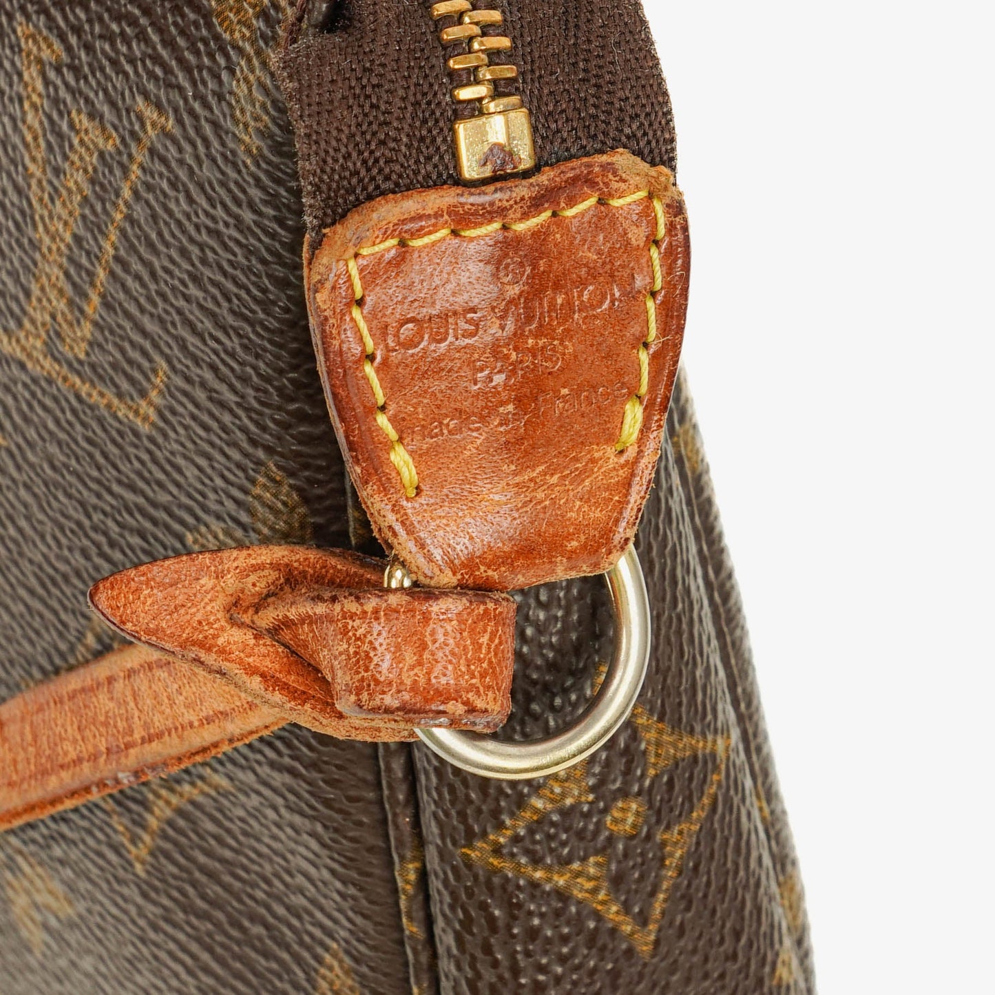 Louis Vuitton Pochette Accessoires Clutch Handtasche aus Monogram Canvas