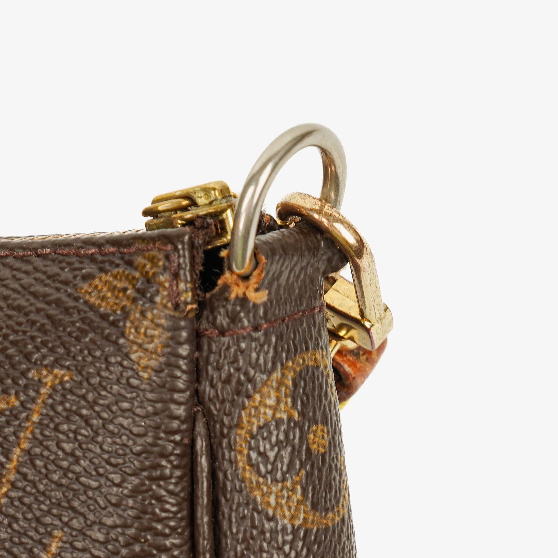 Louis Vuitton Pochette Accessoires Clutch Handtasche aus Monogram Canvas