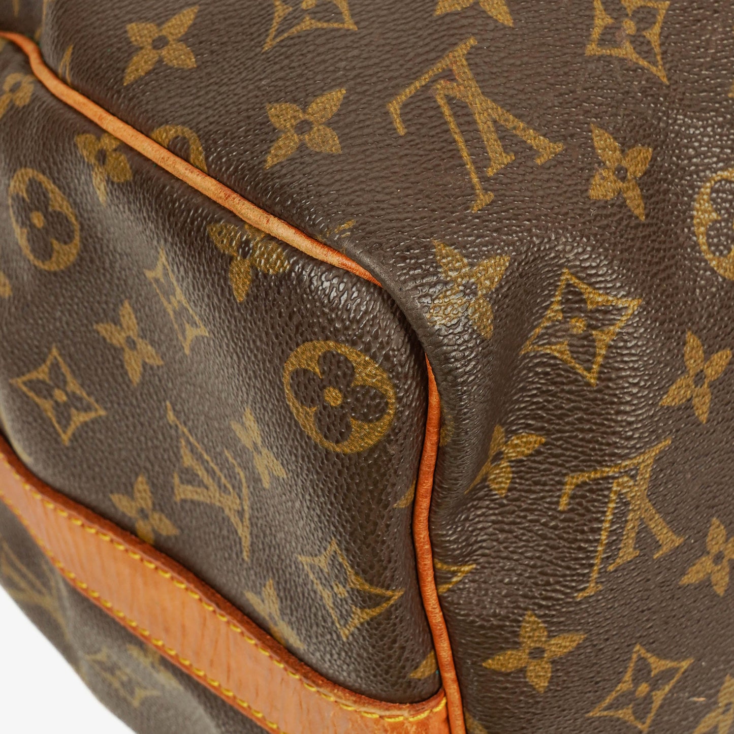 Louis Vuitton Keepall 45 Reisetasche aus Monogram Canvas