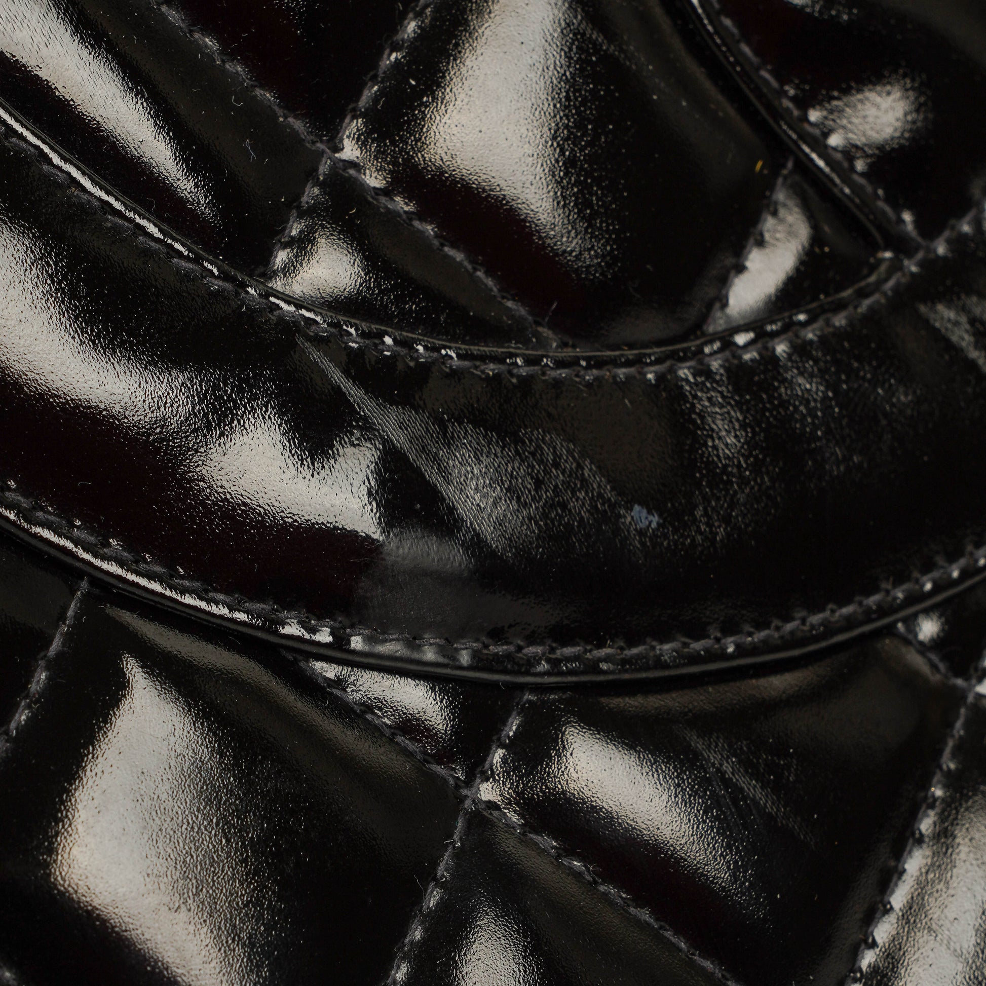 Chanel Grand Shopping Tote aus gestepptem Lammleder mit goldfarbener Hardware
