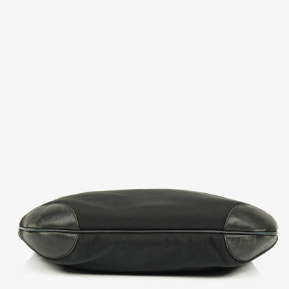 Gucci Hobo Bag aus schwarzem Nylon und Leder mit geflochtenem Griff und Ring