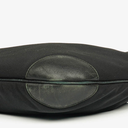 Gucci Hobo Bag aus schwarzem Nylon und Leder mit geflochtenem Griff und Ring