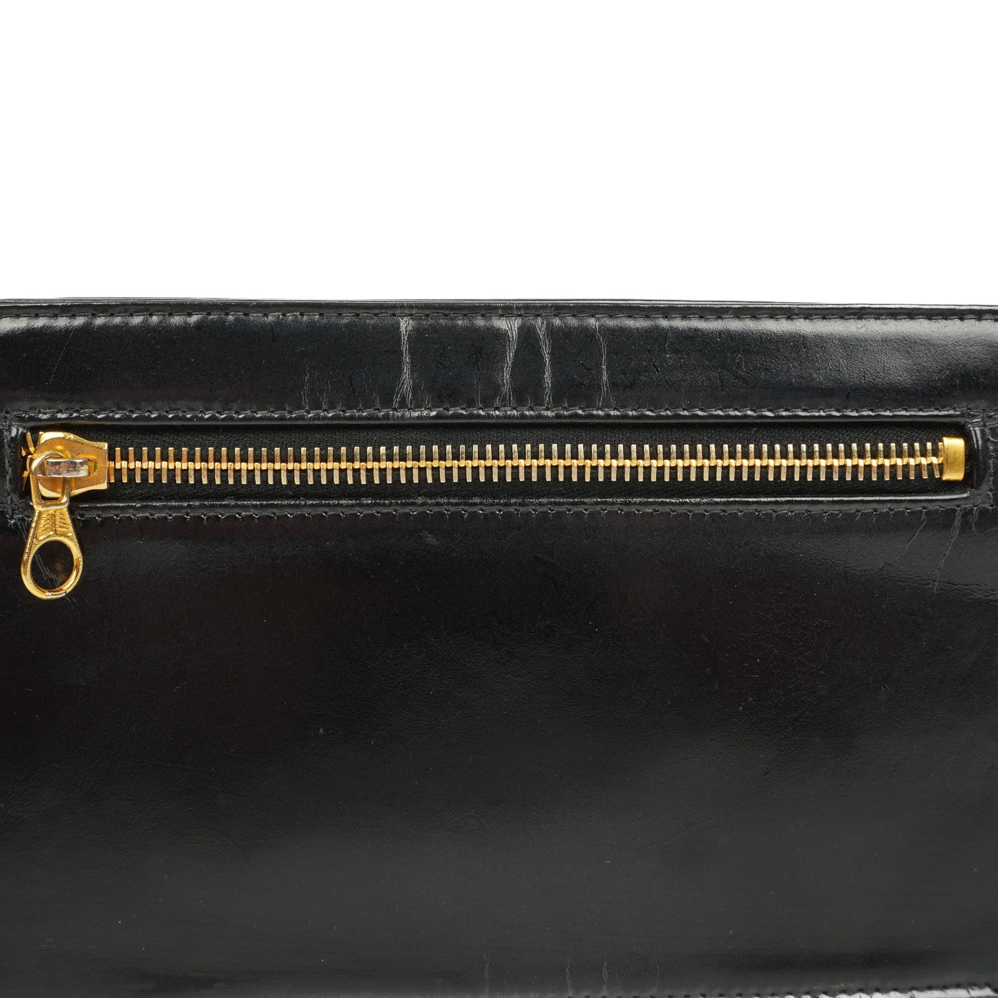 Chanel CC Handgelenktasche aus schwarzem Lackleder mit 24K Goldbeschlägen