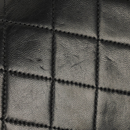CHANEL Classic Full Flap Bag aus schwarzem gestepptem Lammleder mit 24K vergoldeten Beschlägen