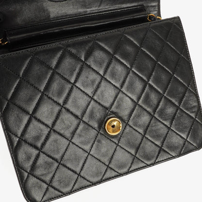 Chanel Small Classic Single Flap Tasche aus schwarzem gestepptem Lammleder mit 24K vergoldeter Hardware
