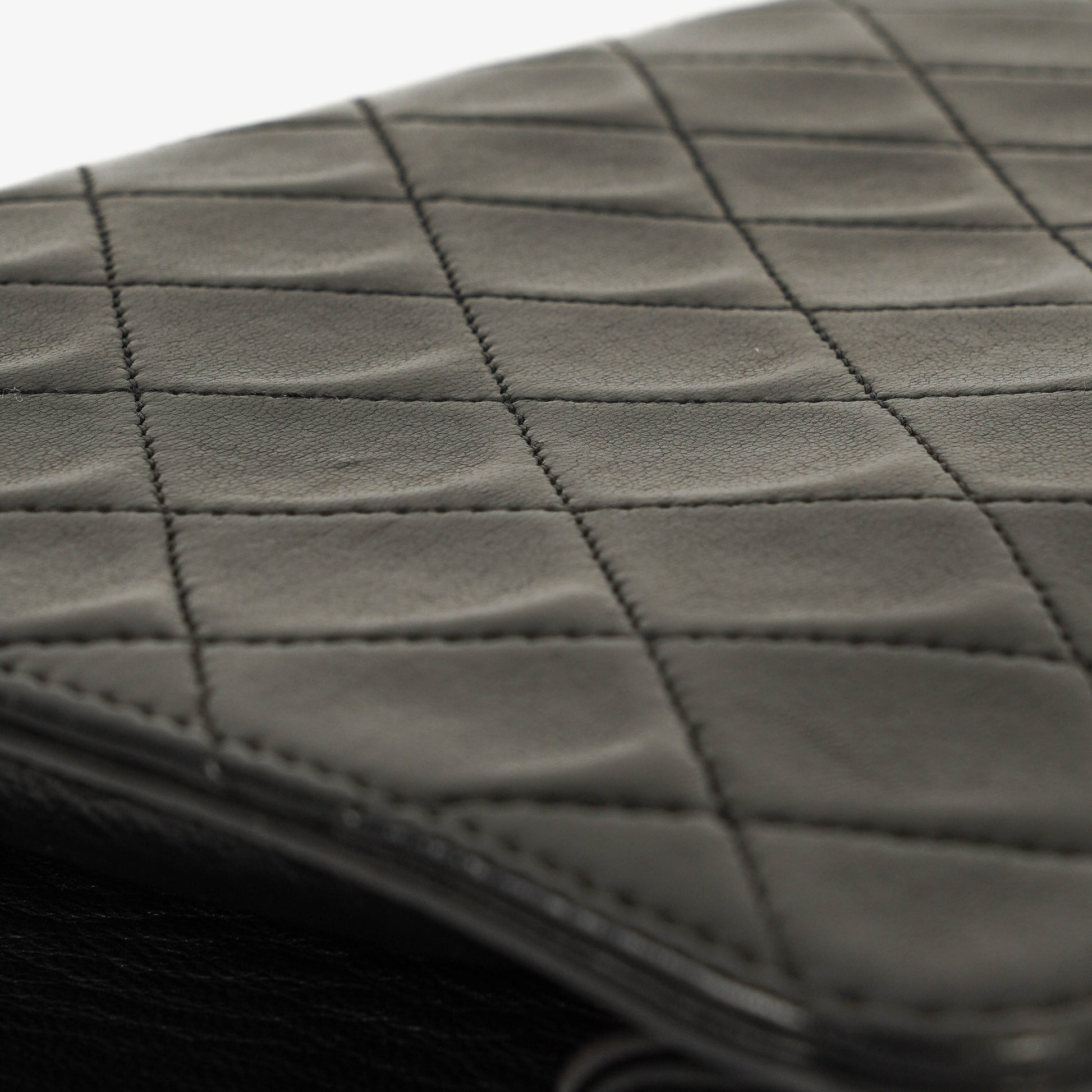 Chanel Small Classic Single Flap Tasche aus schwarzem gestepptem Lammleder mit 24K vergoldeter Hardware