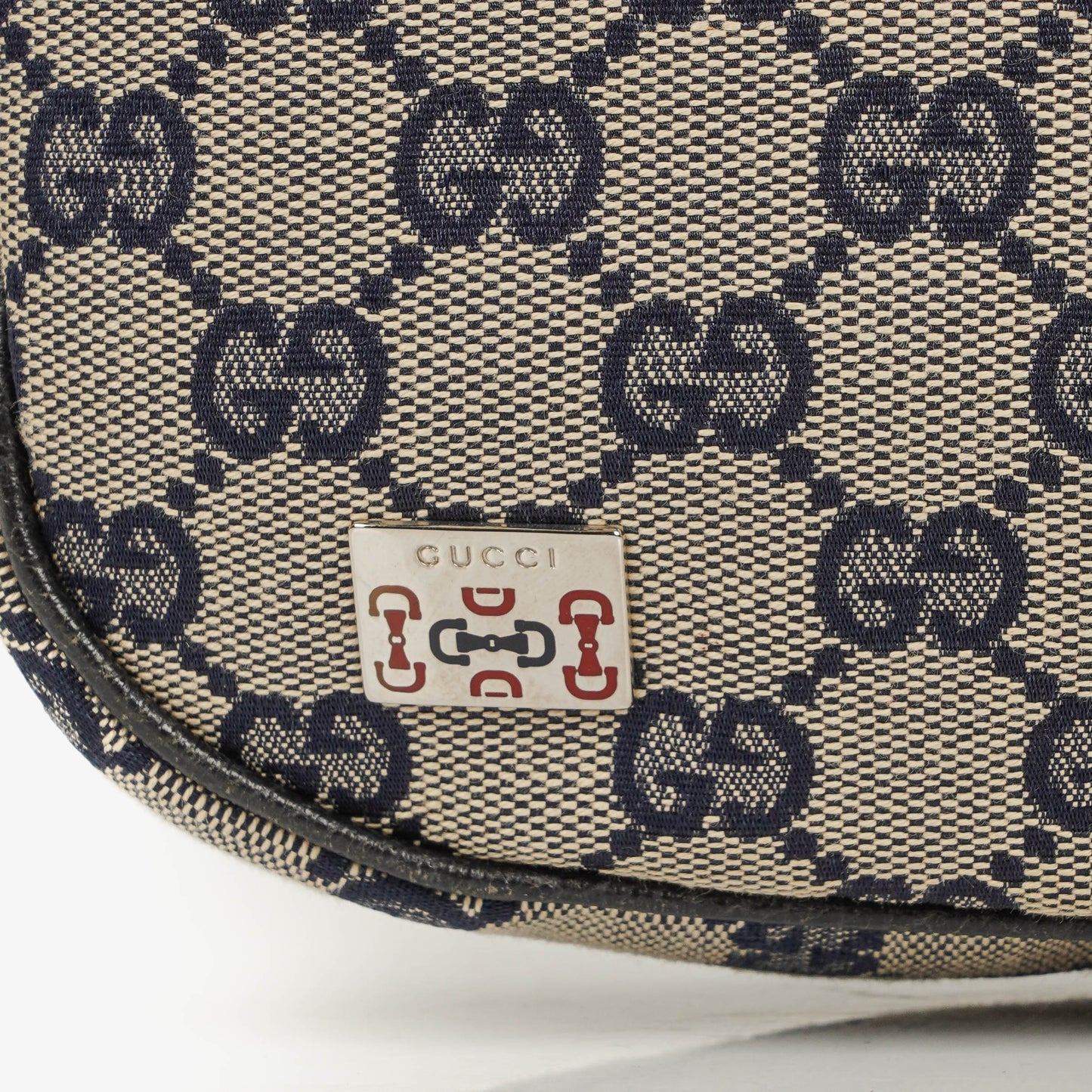 Gucci Charmy Hobo-Tasche aus Navy GG Canvas